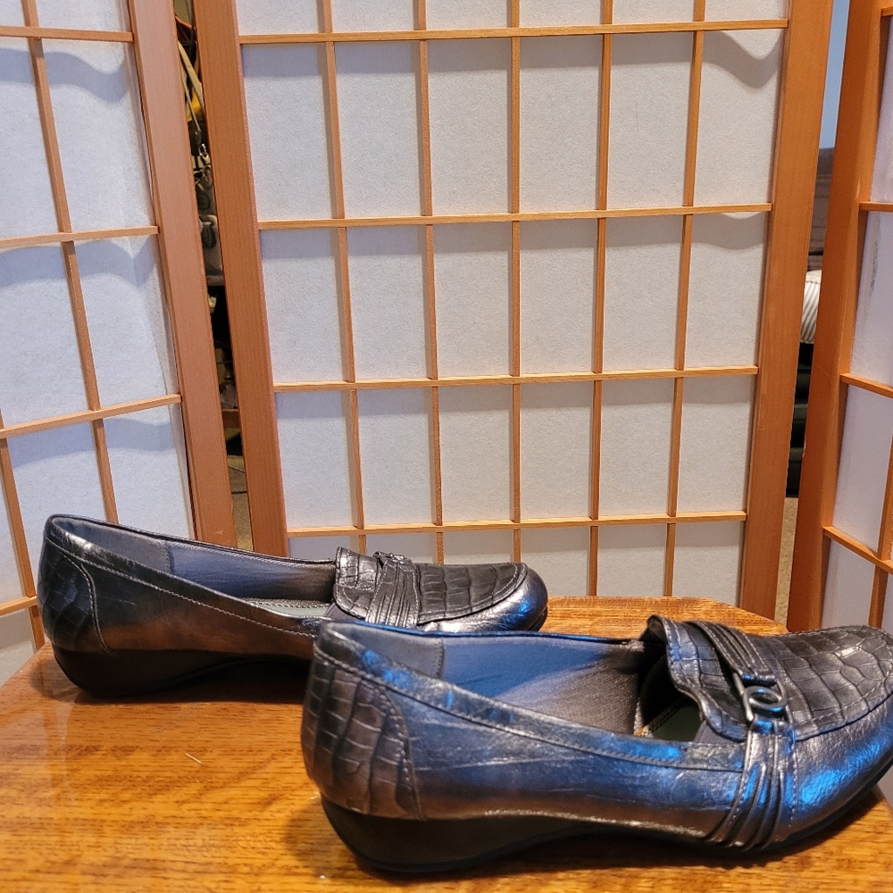 Flats - Picture 9 of 11